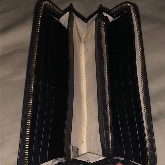 Kate Spade Wallet - Picture 4 of 5